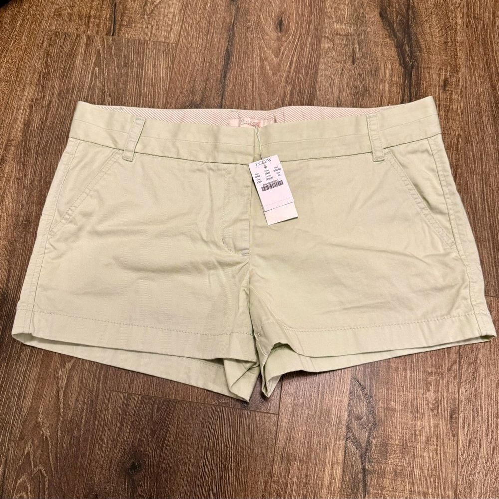 NWT J.Crew Soft Pastel Mint Green 3” Broken-In Chino Shorts Size 12